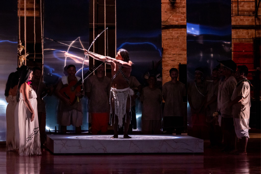 El Theatro Municipal de São Paulo remonta la premiada «O Guarani» (Carlos Gomes), con concepción general de Ailton Krenak